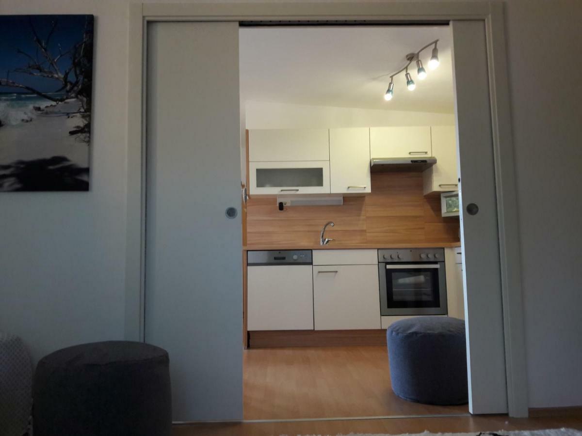 Bungalow At Lake Alte Donau فيينا المظهر الخارجي الصورة