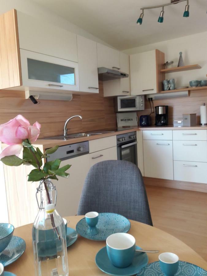 Bungalow At Lake Alte Donau فيينا المظهر الخارجي الصورة