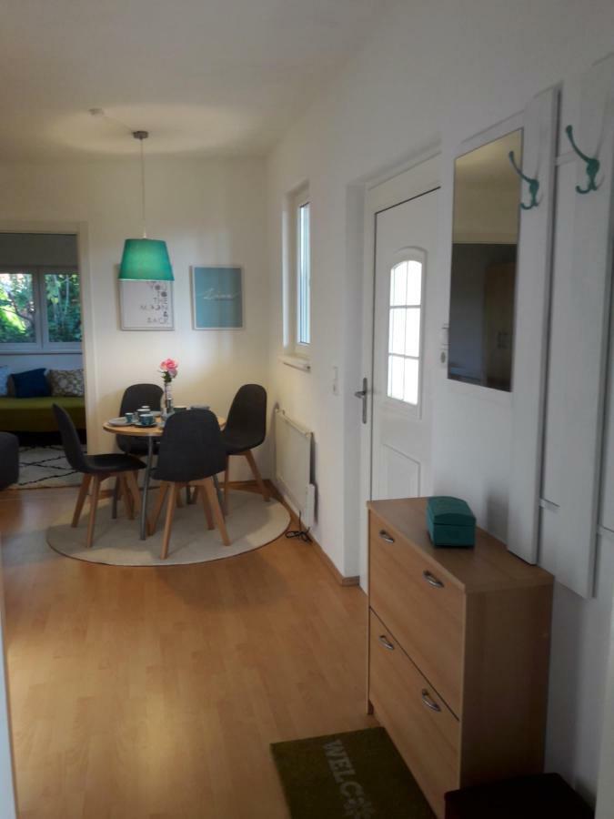 Bungalow At Lake Alte Donau فيينا المظهر الخارجي الصورة